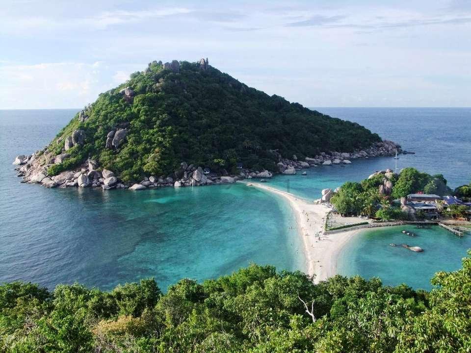 沂水县向阳花助学中心第八届表彰联谊会隆重举行