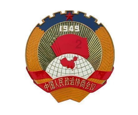 上海女排：扎实投入和优厚待遇，促进排球发展